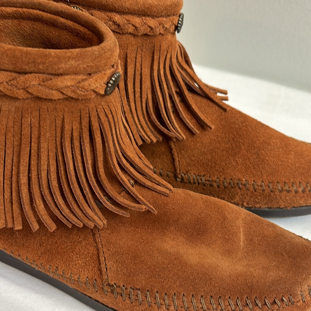 Minnetonka fringe ankle boot moccasins with stud detail - Picture 2 of 7